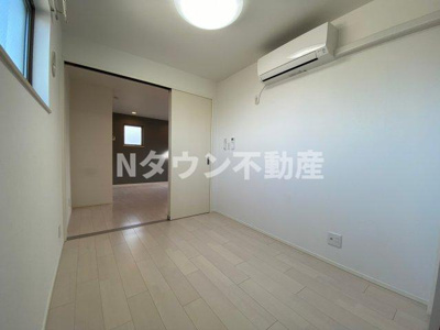 【居間・リビング】 | ハーモニーテラス志賀町Ⅱ | 使いやすい居間です