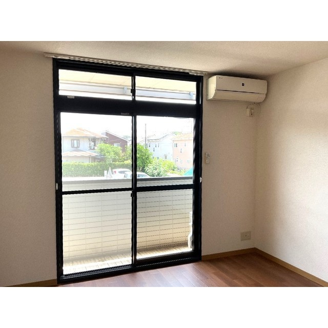 ブランドール北之幸谷3の洋室