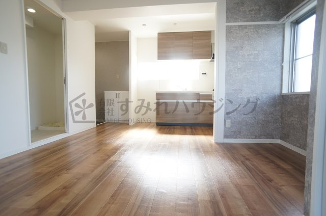 光マンションの居間・リビング