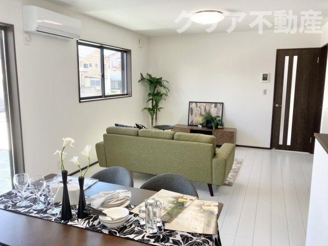 【居間・リビング】 | 伊勢崎市寿町　未入居戸建て