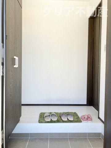 【玄関】 | 伊勢崎市寿町　未入居戸建て