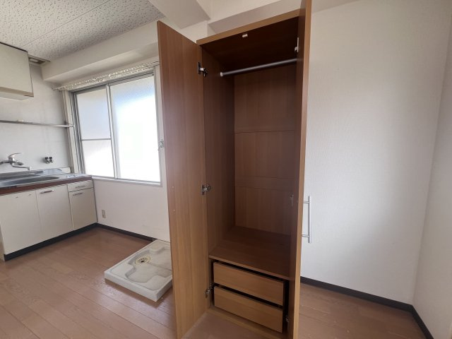 サニーパレスザウエストの収納
