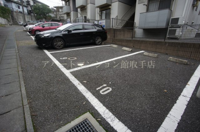 【駐車場】 | フィールドブルーＡ