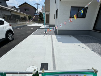 【駐車場】 | 1号棟駐車スペース・並列２台駐車可