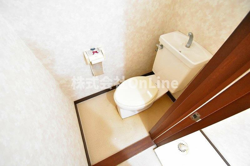 東大阪市大蓮南１丁目のアパートのトイレ
