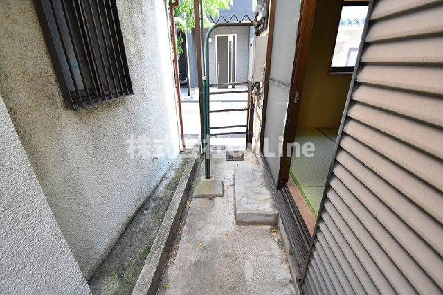 東大阪市大蓮南１丁目のアパートのバルコニー