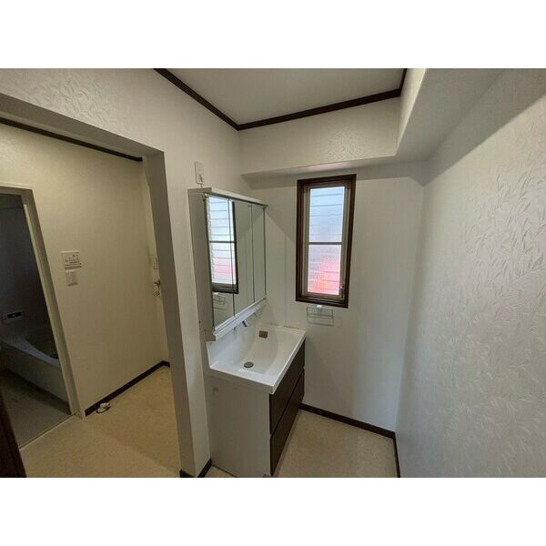 ヤモタス東町の洗面所