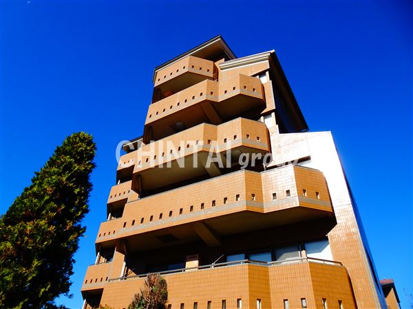 クレスト和泉の外観