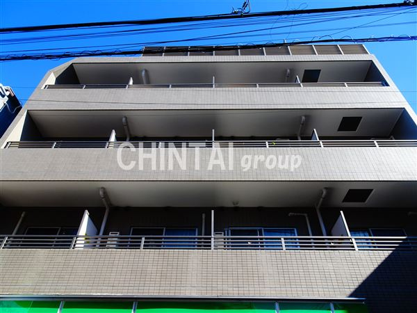 アロデミウ明大前の外観