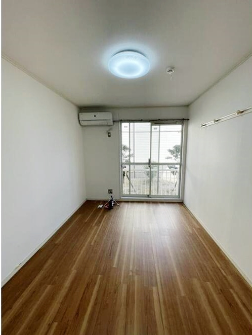 ビビエンタ甲東園の居間・リビング