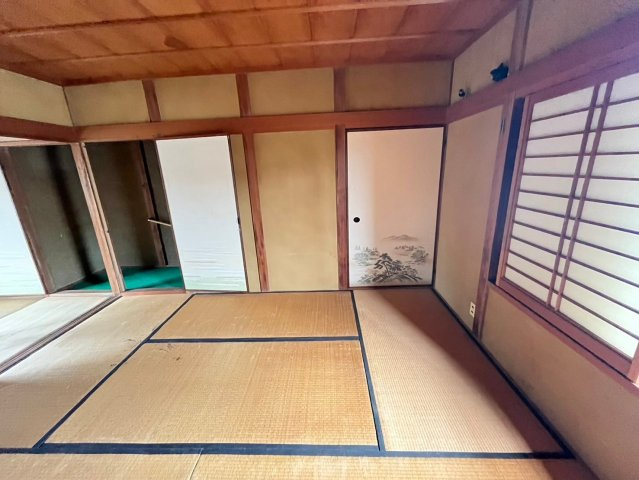 和泉市富秋町３丁目　戸建て４Kの和室