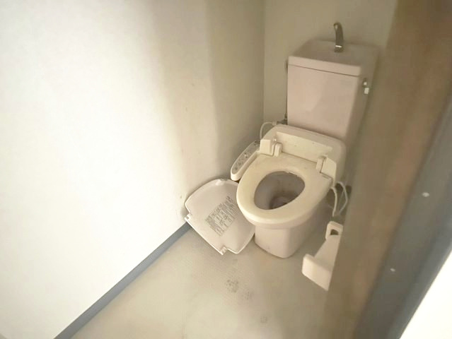 勝田ビルのトイレ