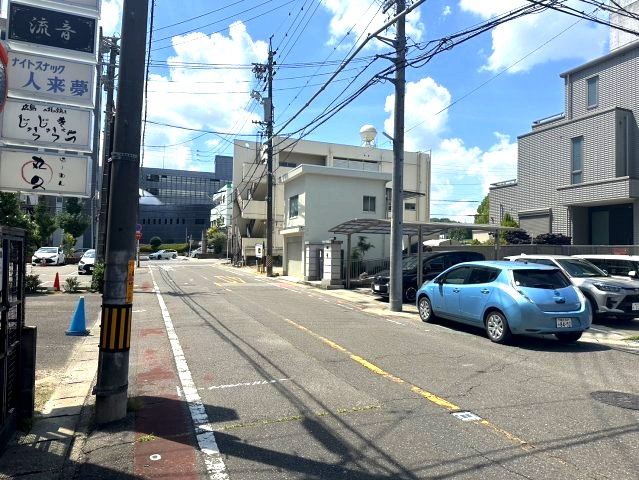 勝田ビルの駐車場