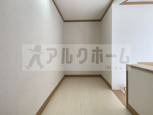 フィネッセのその他