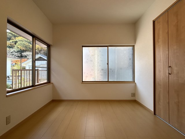 高知市加賀野井2丁目　中古戸建ての洋室|約6帖