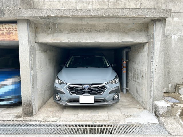 高知市加賀野井2丁目　中古戸建ての駐車場