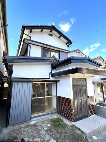 高知市加賀野井2丁目　中古戸建ての外観