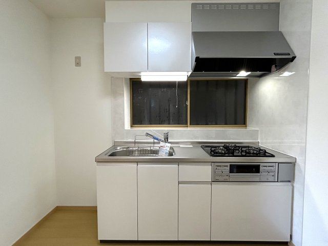 高知市加賀野井2丁目　中古戸建てのキッチン