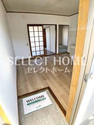 【玄関】 | 成瀬ハイツⅢ | 明るい玄関です
