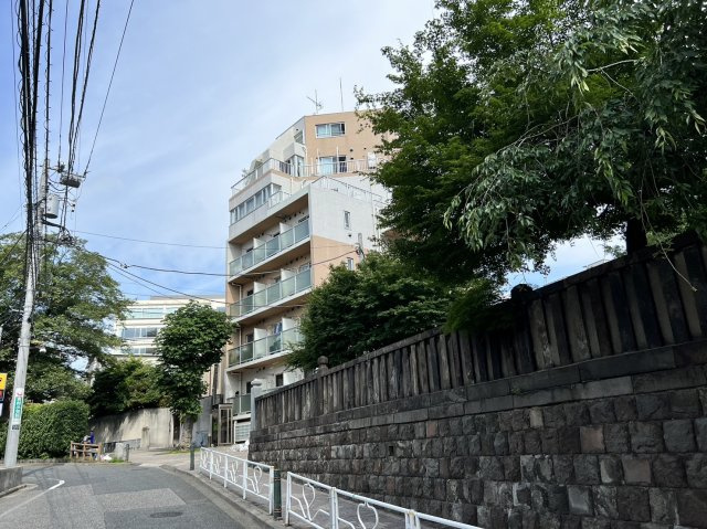 AXAS後楽園の外観