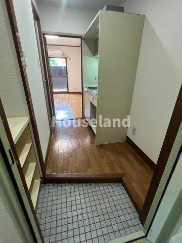 オーティハイツ黒田の玄関