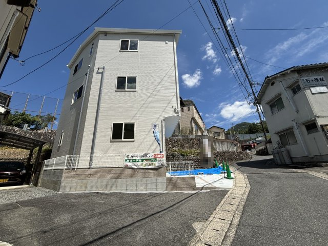新築戸建　伴東7丁目の前面道路含む現地写真