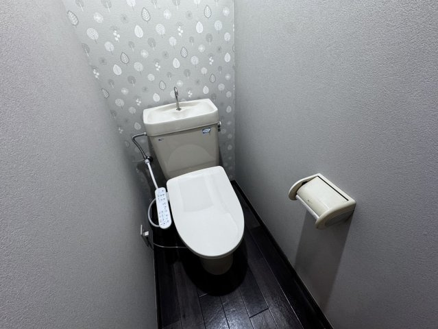 プレミア紀寺2号戸建てのトイレ