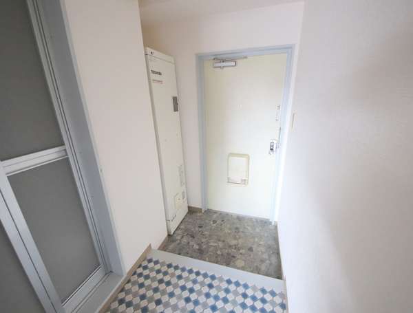 トータスビルの玄関