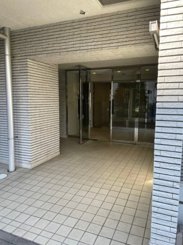 ジェイピーノイエ小石川富坂のロビー