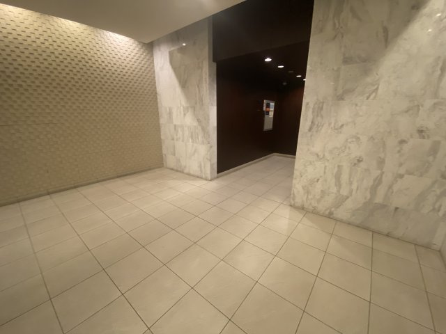 アーバネックス大阪城WEST　のロビー