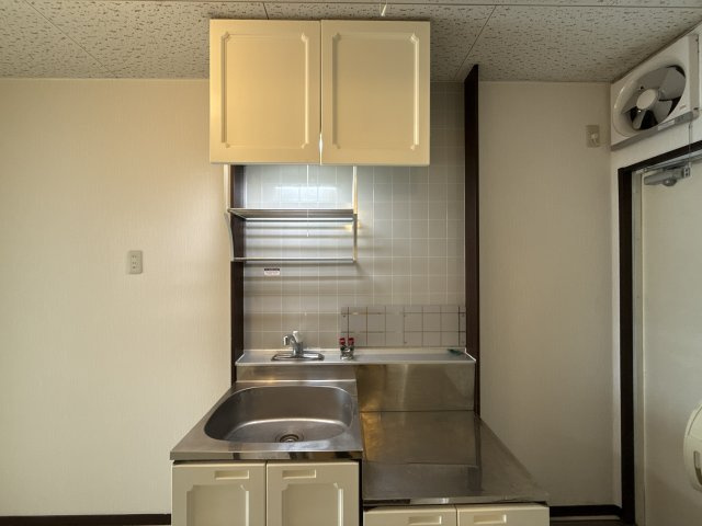 サンライフ・アイ E棟のキッチン