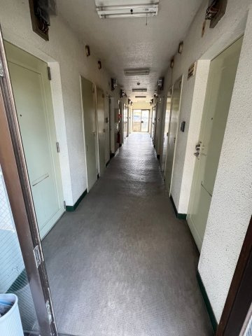 オーティハイツ黒田のロビー