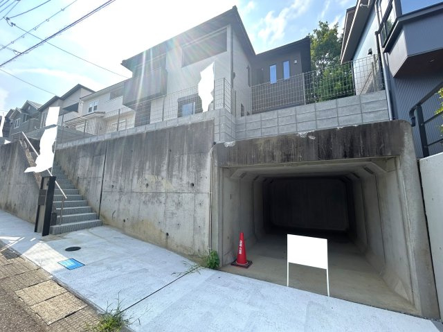 限定１０区画新築分譲☆敷地広々5２坪以上のゆったり４ＬＤＫ♪駐車２台ＯＫ！大津市南郷上山町の駐車場|駐車場