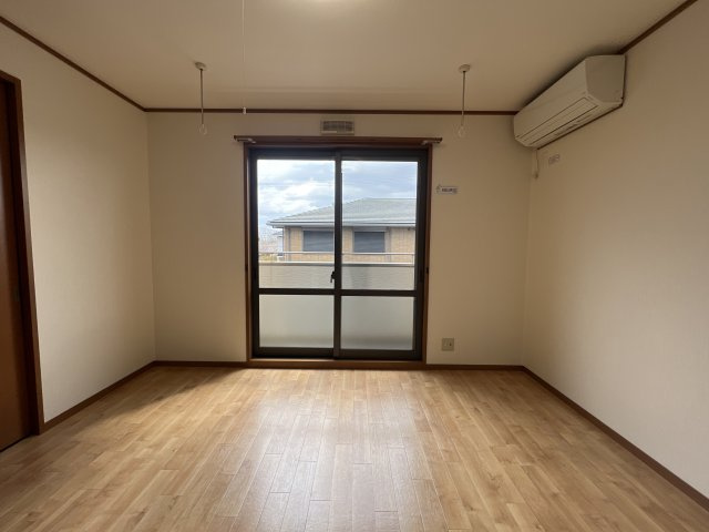 サンビレッジ瑞景 D棟の居間・リビング