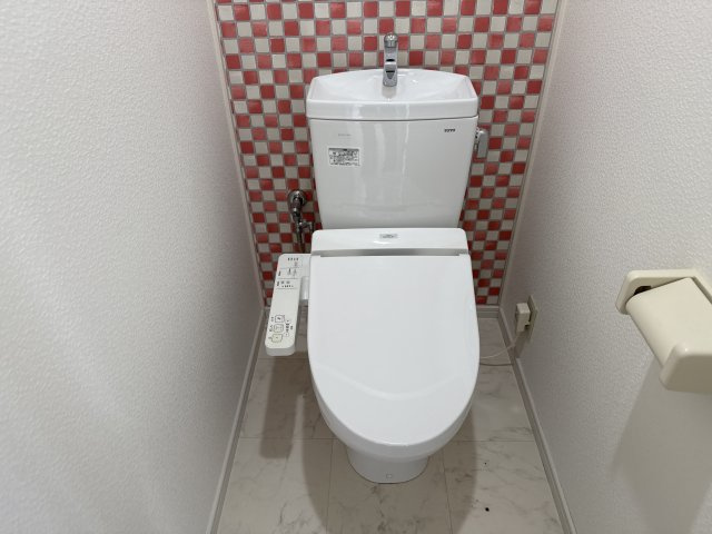 コンフォート社 A棟のトイレ