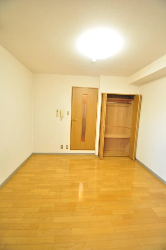 大阪市城東区蒲生１丁目の賃貸マンションの居間・リビング