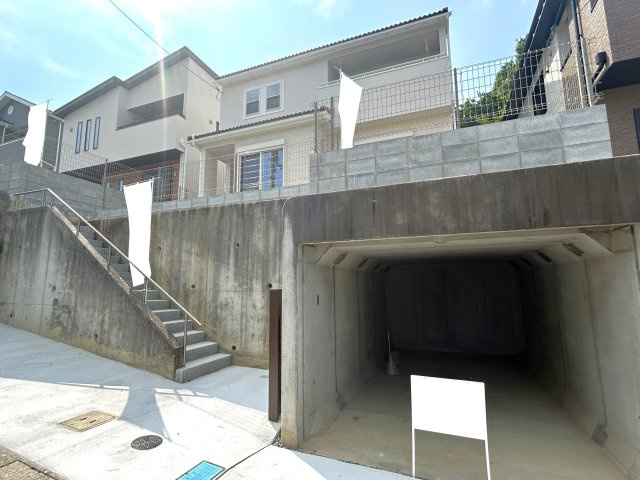 限定１０区画新築分譲☆敷地広々5２坪以上のゆったり４ＬＤＫ♪駐車２台ＯＫ！大津市南郷上山町の駐車場|駐車場