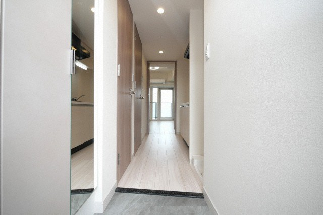 プレサンス天王寺　勝山の玄関