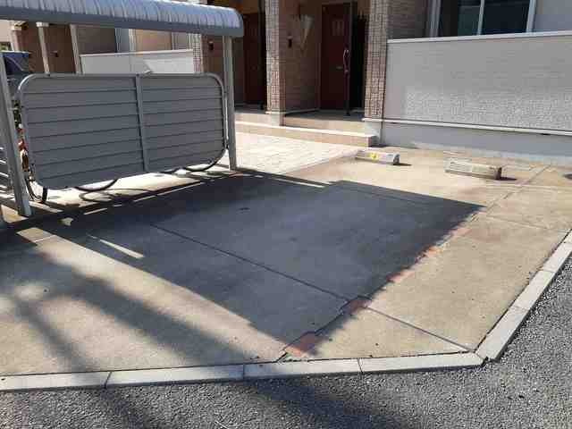 カーサ・エテルノの駐車場