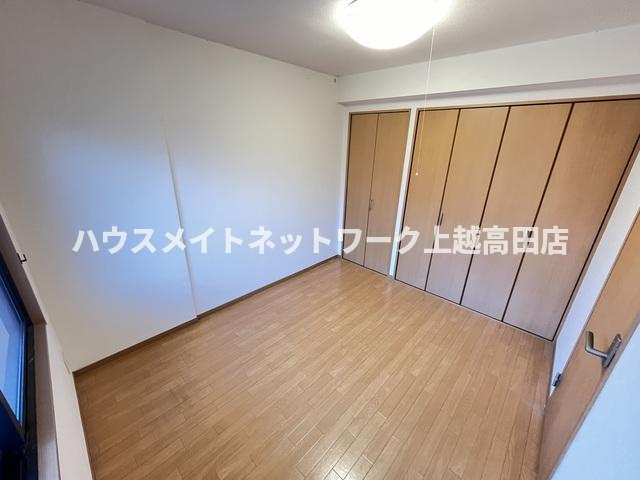 ベルオーク戸野目の内装|洋室6.5帖