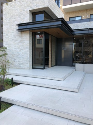 【エントランス】 | 仲介手数料０円！初期費用最安です！パークアソシア ザ・レジデンス