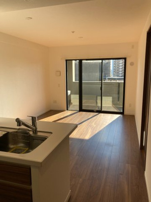 【居間・リビング】 | 仲介手数料０円！初期費用最安です！パークアソシア ザ・レジデンス