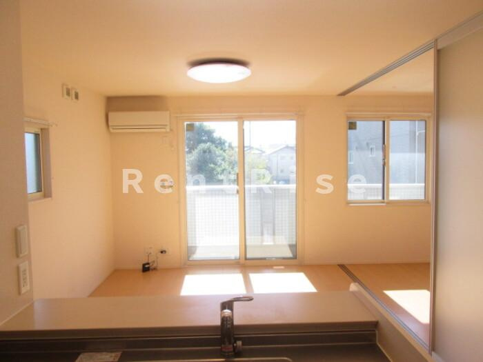 マリールタウンⅢ Ａ棟の居間・リビング|居室・リビング