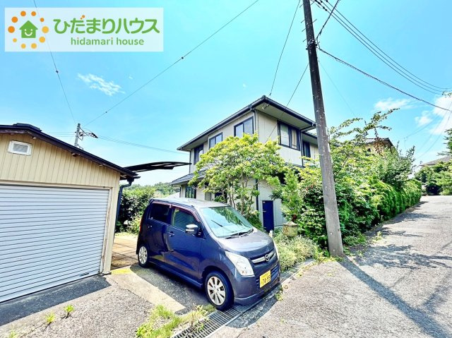 日立市西成沢町3丁目　中古戸建の前面道路含む現地写真|角地となりますので、駐車もスムーズに行えます(^^♪