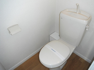 【トイレ】 | レオパレスウォーターレイ | 画像6