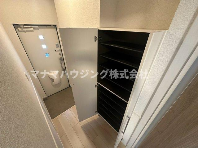 プラシード武庫町の玄関