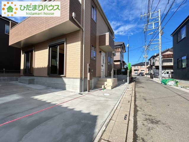 上尾市小泉　第15　新築戸建　ハートフルタウン03の前面道路含む現地写真