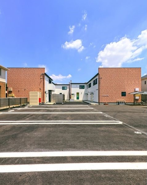 アリエッタA棟（岩倉市大地町）の駐車場