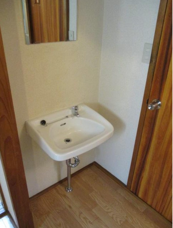 後閑薗の独立洗面台