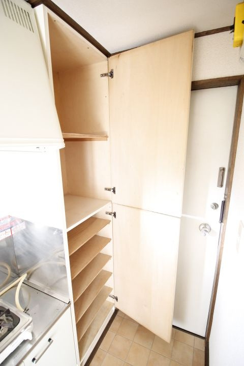 小林ハイツ の収納